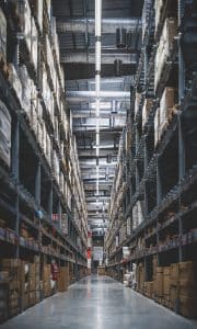 Magazyny wysokiego składowania: Efektywne zarządzanie przestrzenią i bezpieczeństwem 11 storage 4807161 1280